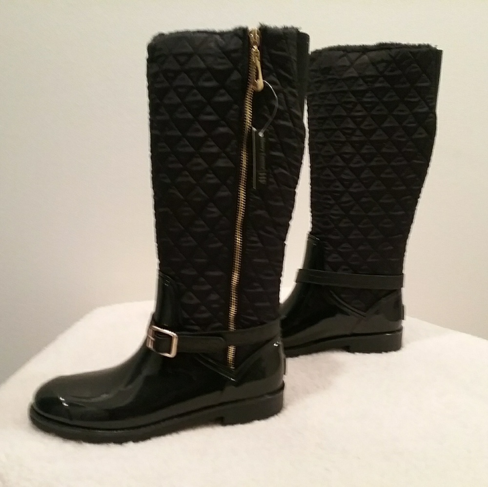 Henry Ferrera Quilted Waterproof Boots- Size 9